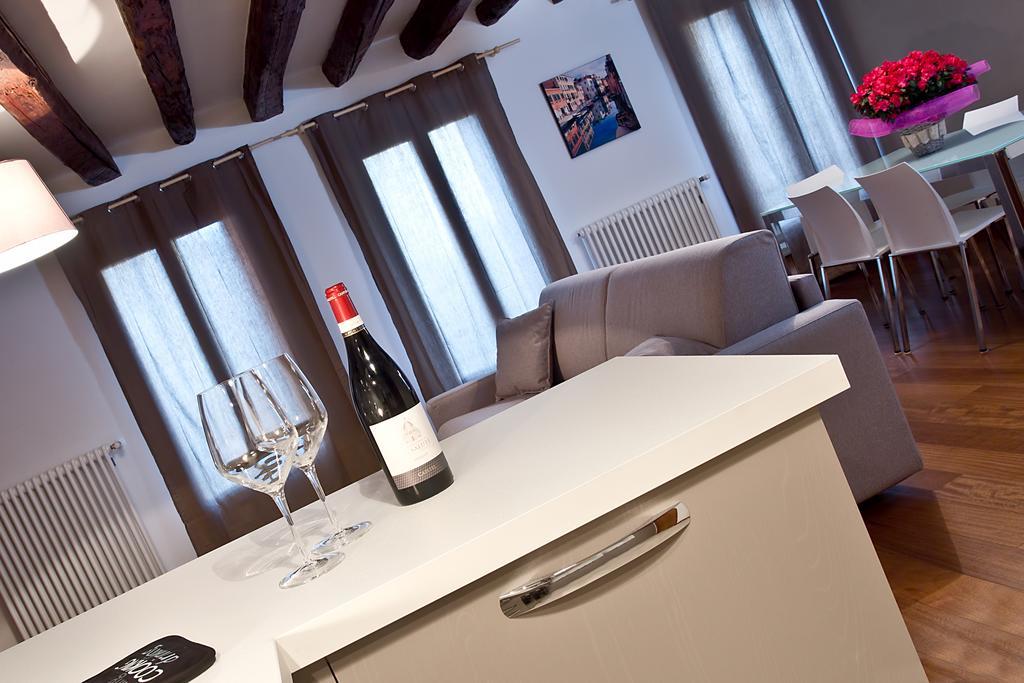 Good Wine Apartments Venedig Zimmer foto