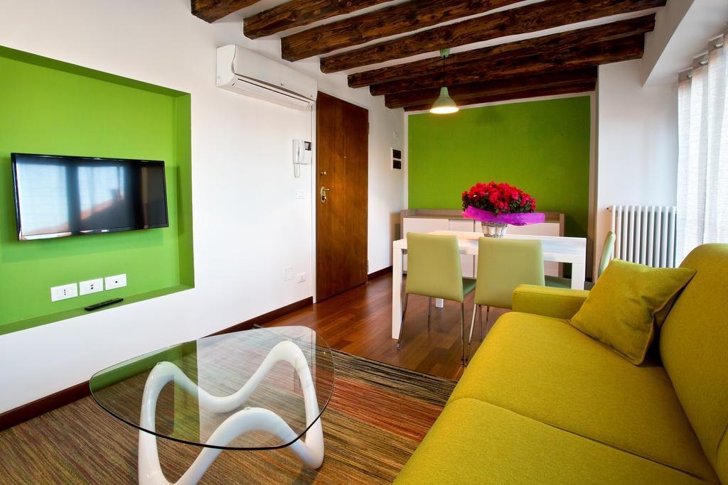 Good Wine Apartments Venedig Zimmer foto